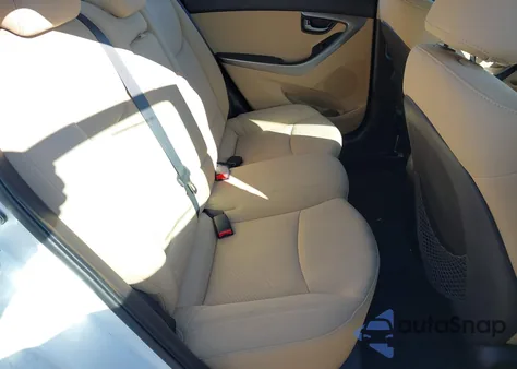 2011 Hyundai Elantra Gls z USA, uszkodzony, nr VIN 5NPDH4AE1BH032599